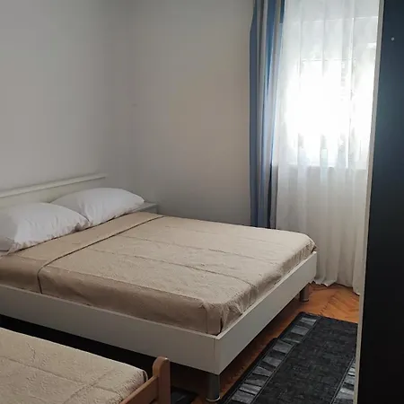Marina Apartment *